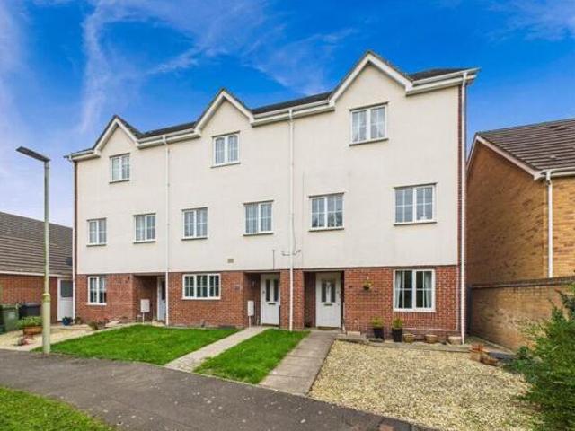 House for sale in Gloucester, Gloucestershire