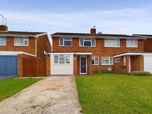 House for sale in Gloucester, Gloucestershire
