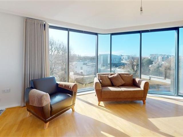 Apartment to rent in Bluebell, North Tipperary