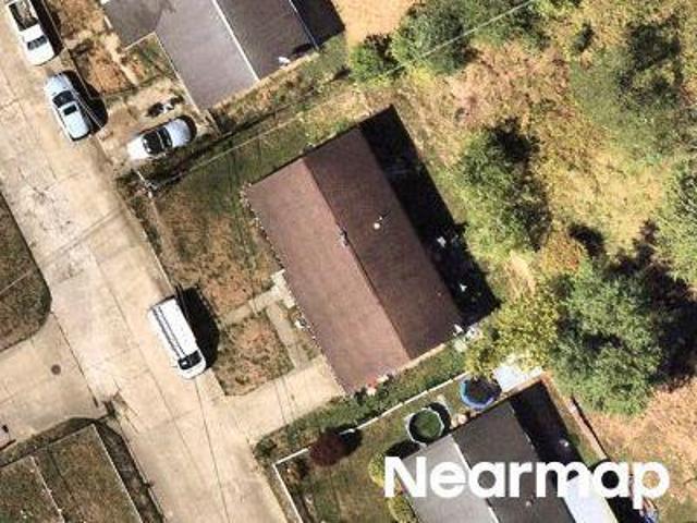 House for sale in Charleston, West Virginia