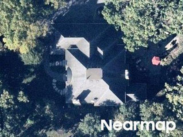 House for sale in Mchenry, Illinois