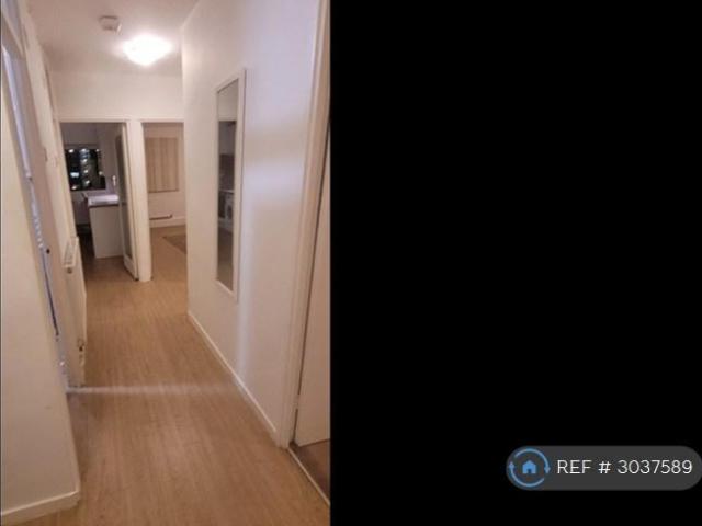 Apartment for rent in Roehampton, Greater London