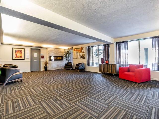 Apartment for rent in Burlington, Golden Horseshoe