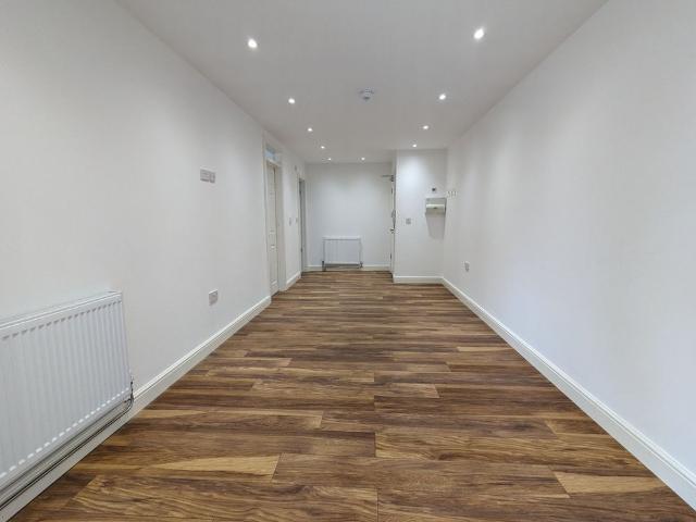 Room for rent in Shirley, West Midlands