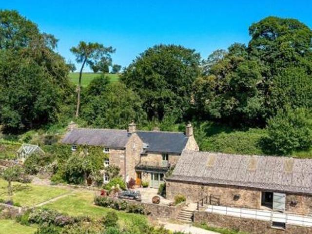 House for sale in Charlesworth, East Midlands