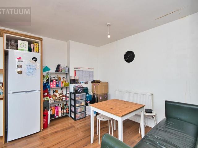 House for rent in Mile End, Greater London