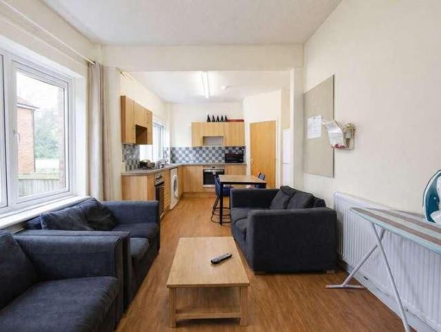 House for rent in St. Mildred's, The Bridge