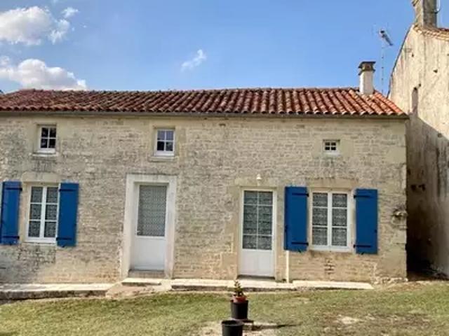 Maison vente à Confolens, Longré