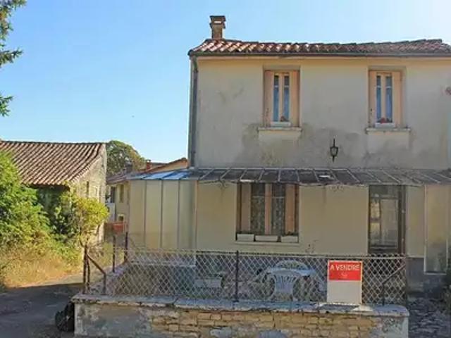 Maison vente à Confolens, Longré
