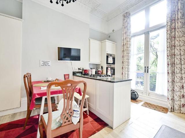 House for rent in Earl's Court, Greater London