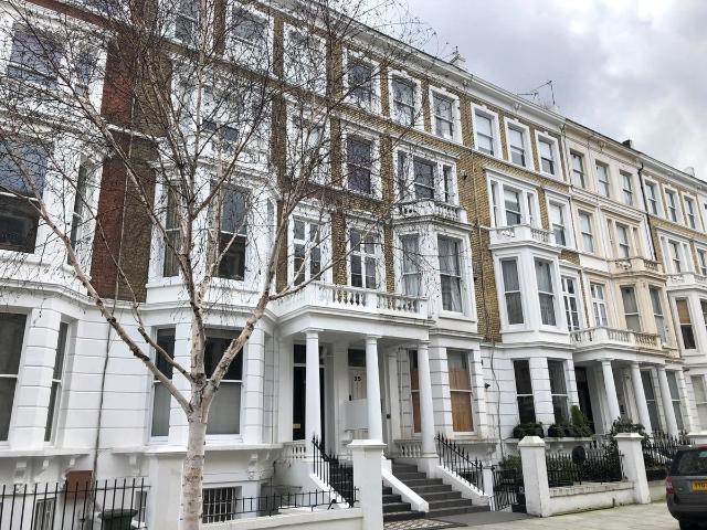 Studio for rent in Earl's Court, Greater London