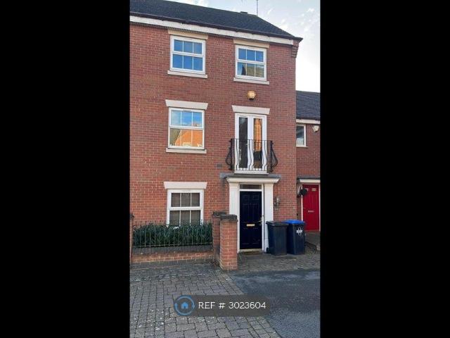 House for rent in Newton, New Bilton