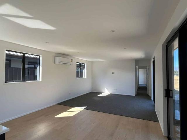 House for rent in Otakou