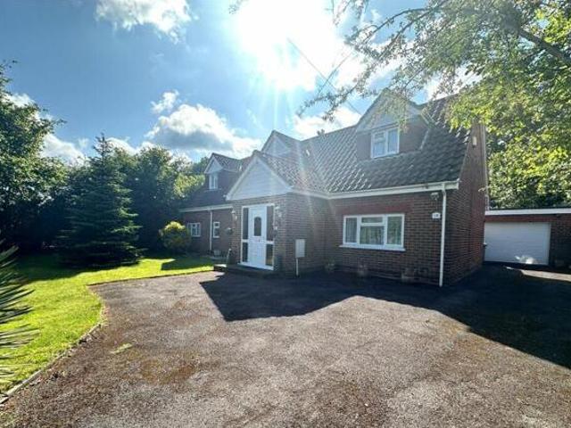 House for sale in Spring Vale, Hampshire