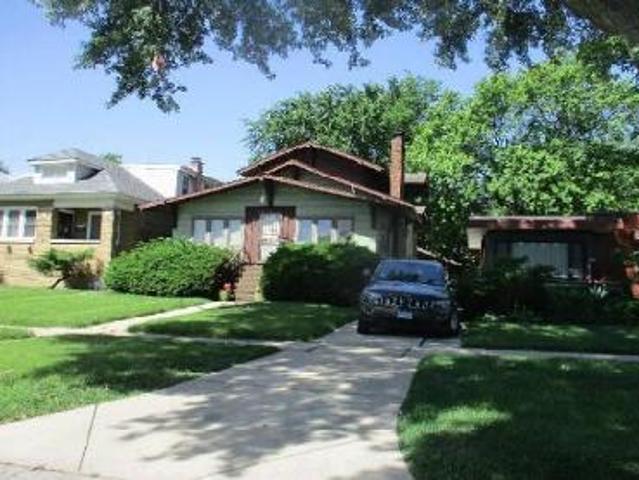 House for sale in Blue Island, Illinois