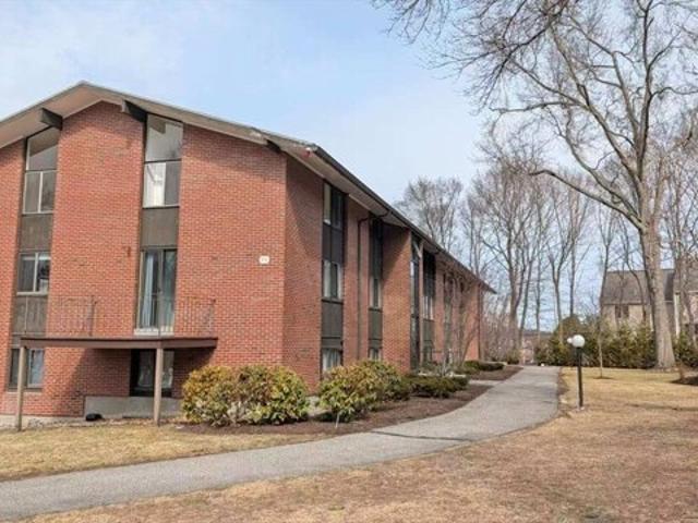 Condo for sale in Andover, Essex County