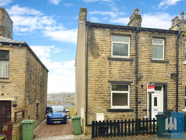 House for rent in Longwood, West Yorkshire