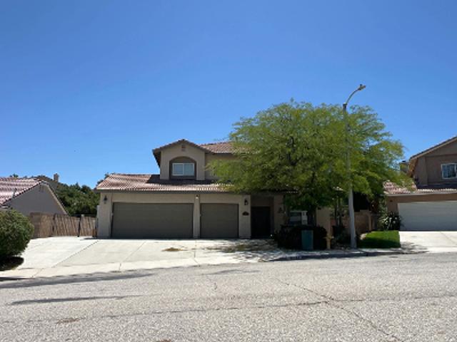 House for sale in Palmdale, California