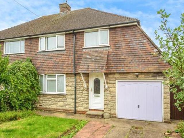 House for sale in Brompton, Gillingham