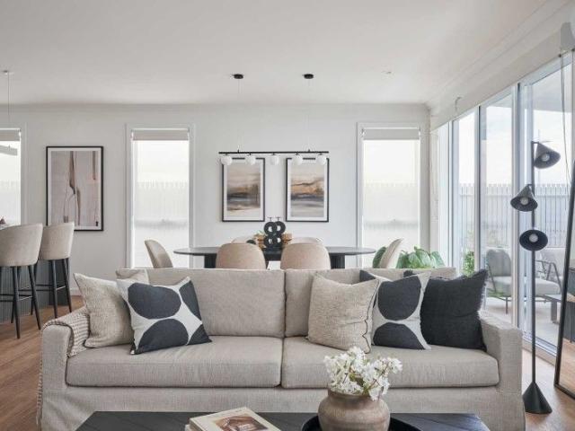 House for sale in Armstrong Creek, Queensland