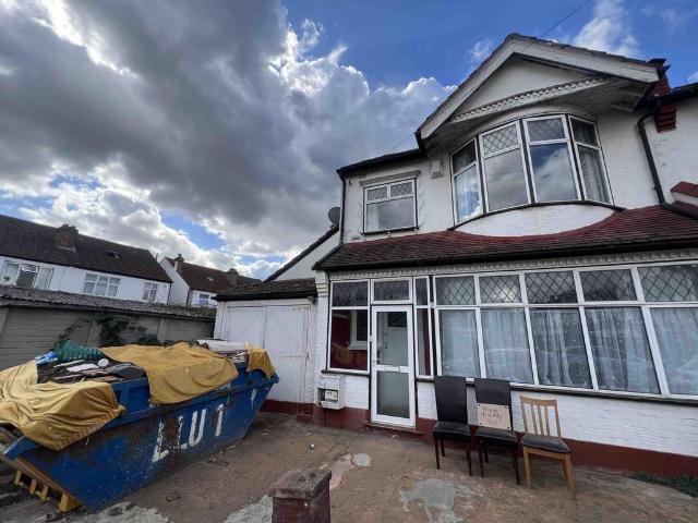 House for rent in London Borough of Croydon, Greater London