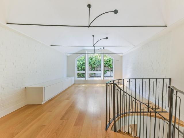 House for rent in Barnsbury, Greater London