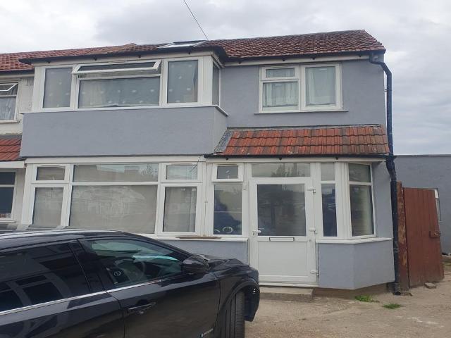 Apartment for rent in London Borough of Ealing, Greater London