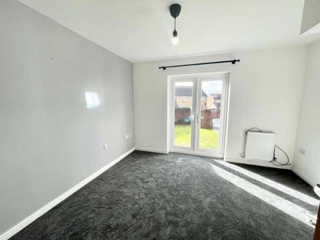 House for rent in Bryncae, Wales