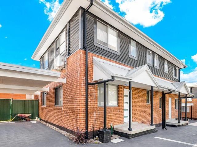 Townhouse for sale in Sydney, New South Wales