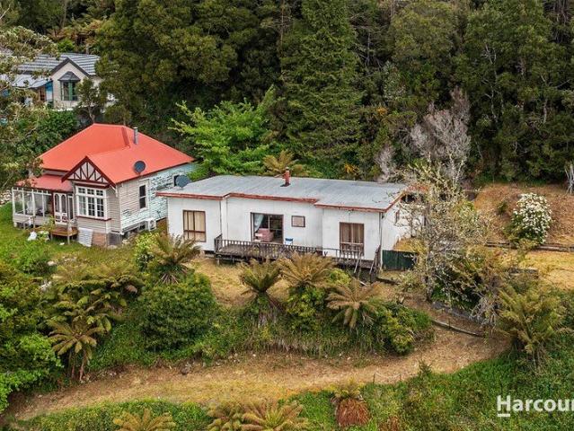 House for sale in Queenstown, West Coast