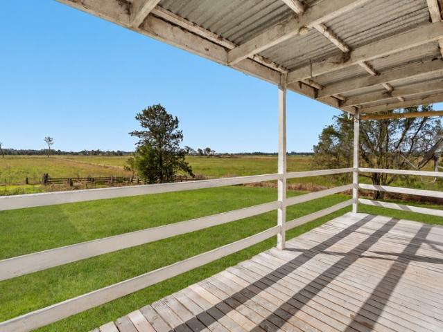 Cottage for sale in Cedar Grove, Greater Brisbane