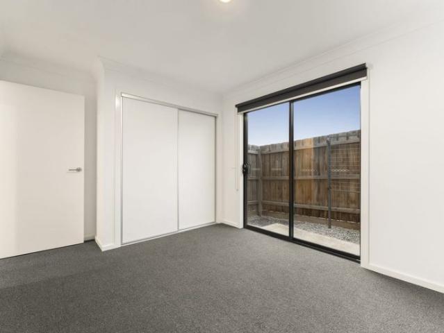 Townhouse for rent in Camerons Creek, Victoria