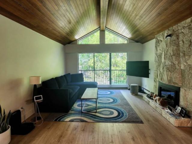 Room for rent in Vancouver