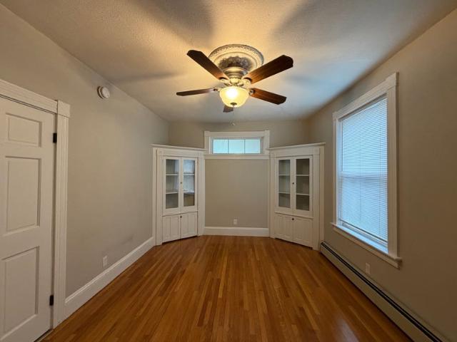 Room for rent in Globe, Woonsocket