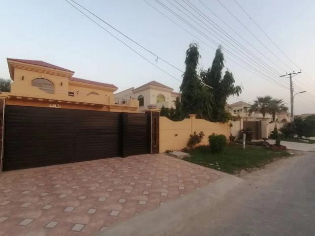 House for sale in Multan, Islamabad Capital Territory