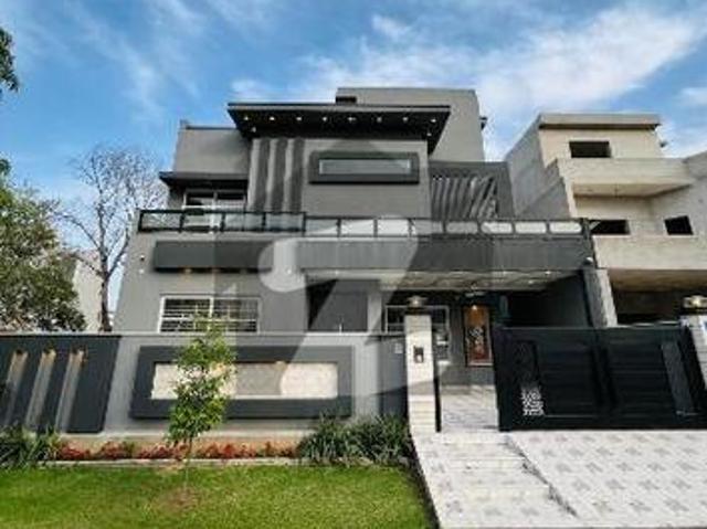 House for sale in Faisalabad, Islamabad Capital Territory