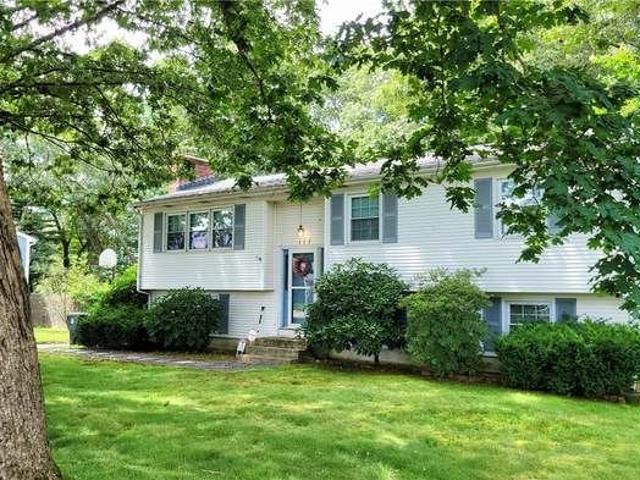 Room for rent in Warwick, Rhode Island