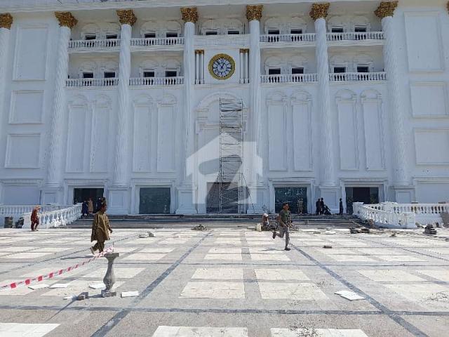 Commercial for sale in Faisalabad, Islamabad Capital Territory