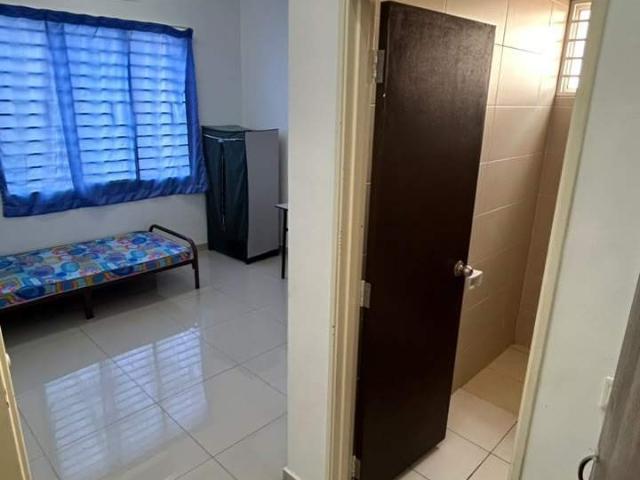 Room for rent in Petaling, Damansara Damai
