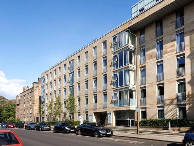 Apartment for rent in Southside, Scotland