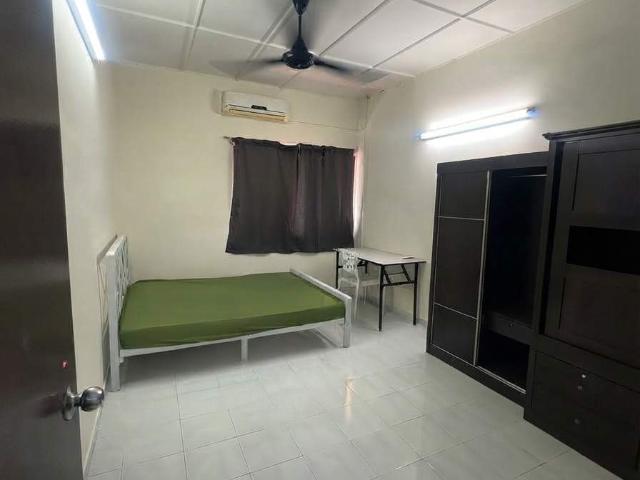 Room for rent in SS 2, Petaling Jaya
