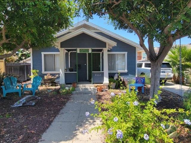 Room for rent in Long Beach Room for rent in Long Beach