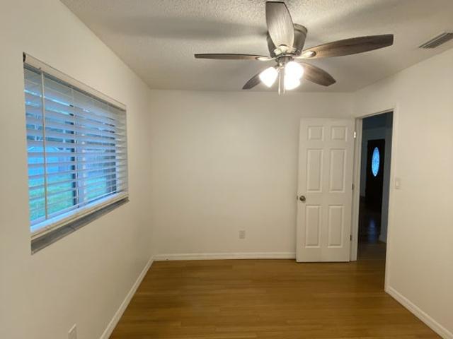 Room for rent in Florida