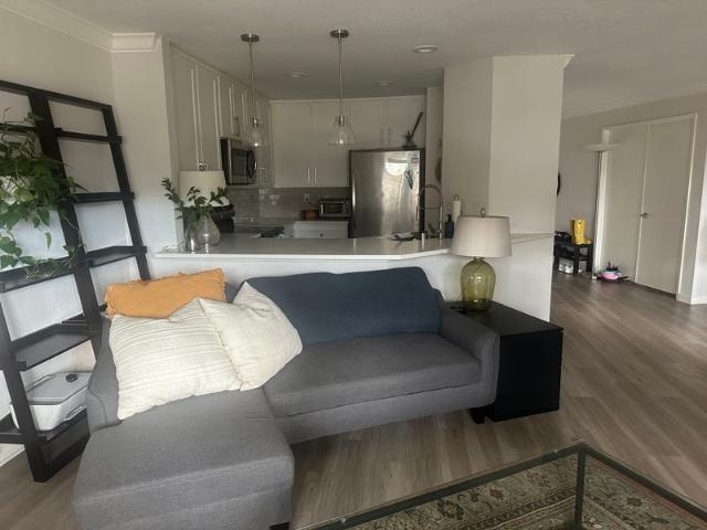 Room for rent in Laguna Beach, California