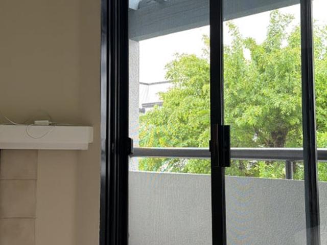 Room for rent in Burbank, California