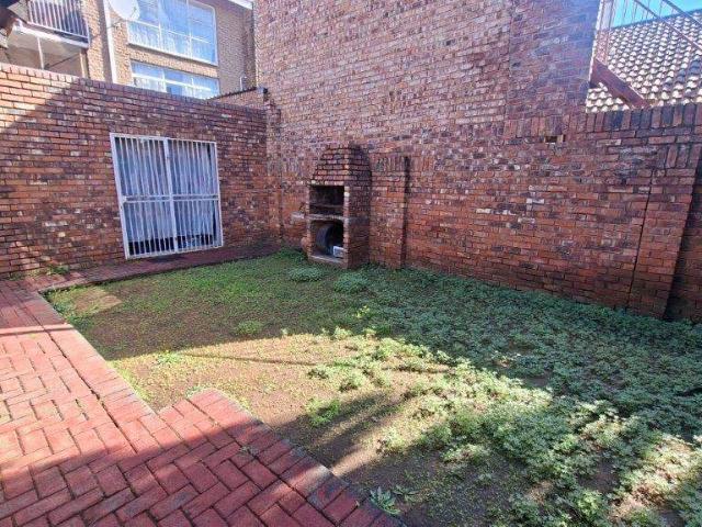 Townhouse for sale in Bloemfontein, Free State