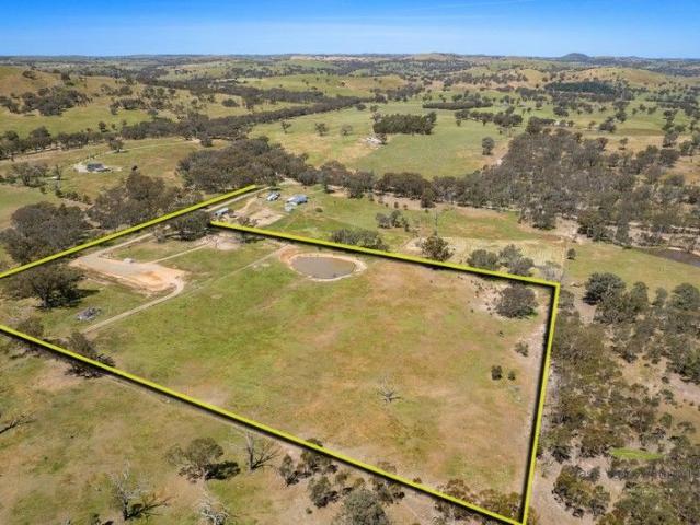 Cottage for sale in Binalong, New South Wales