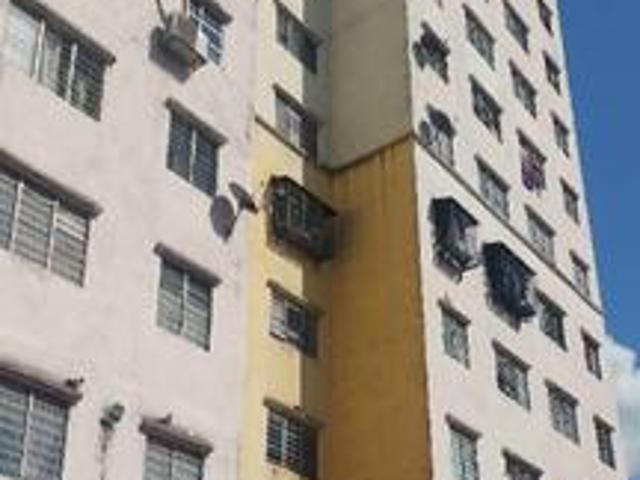 Flat for sale in Petaling, Damansara Damai