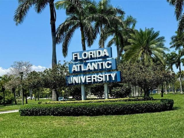 Room for rent in Deerfield Beach, Florida