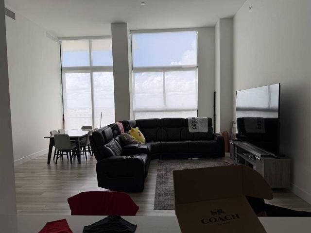 Room for rent in Hallandale, Florida